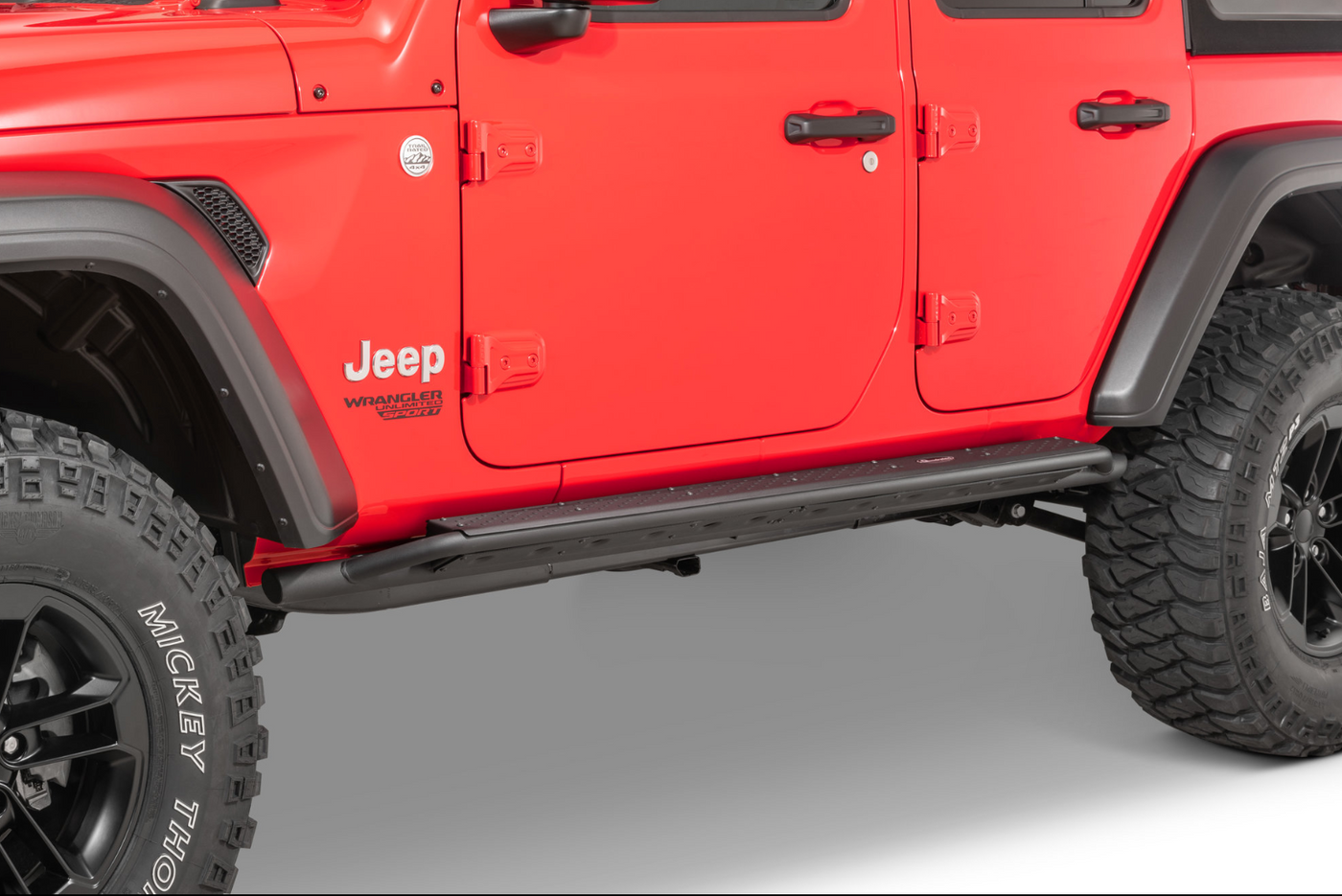 Quadratec Brute Strength Side Steps for 18-22 Jeep Wrangler Unlimited JL 4-Door